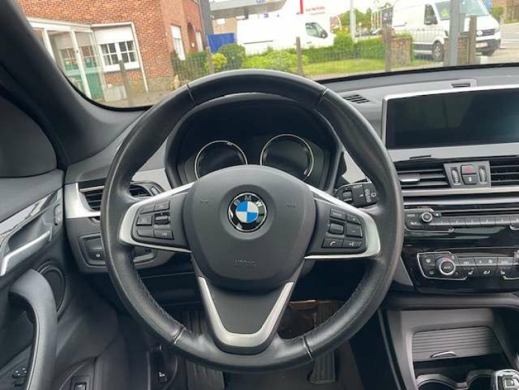 BMW X1 AUT/NAVI/PANO/LEDER/18