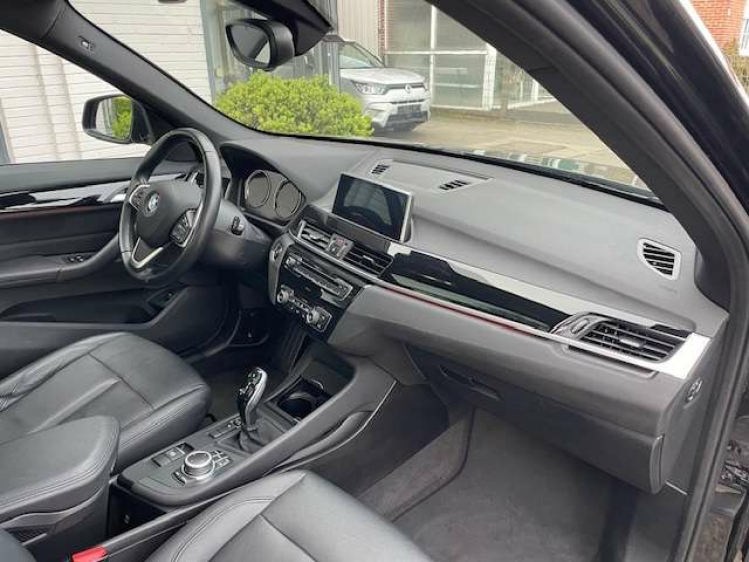 BMW X1 AUT/NAVI/PANO/LEDER/18