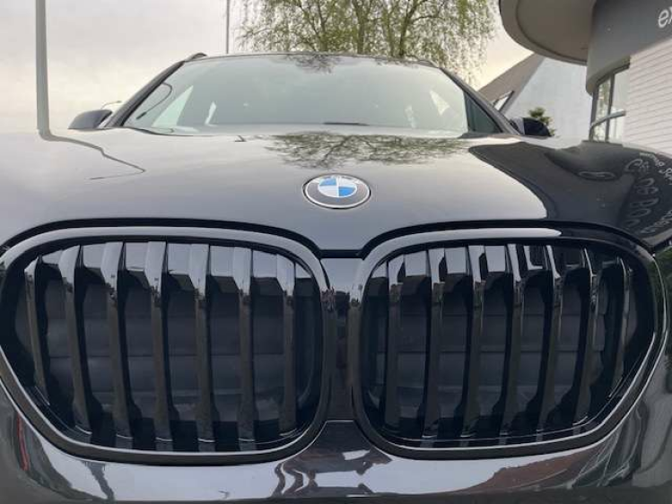 BMW X1 AUT/NAVI/PANO/LEDER/18