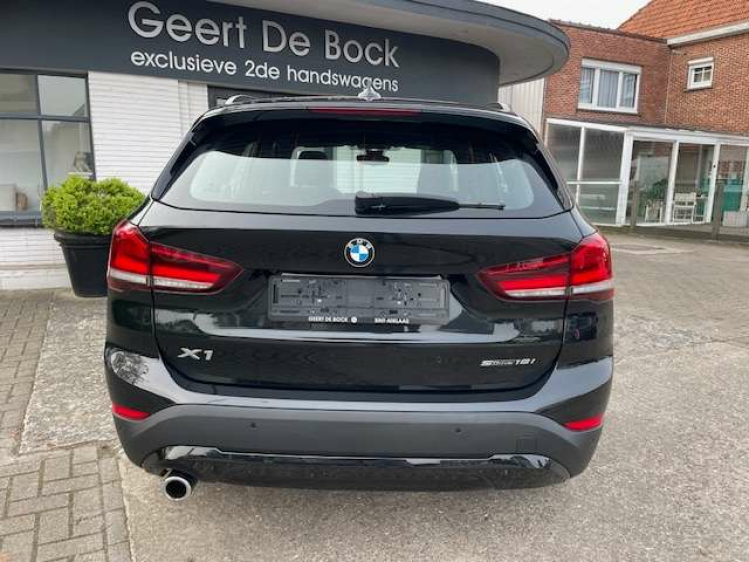 BMW X1 AUT/NAVI/PANO/LEDER/18