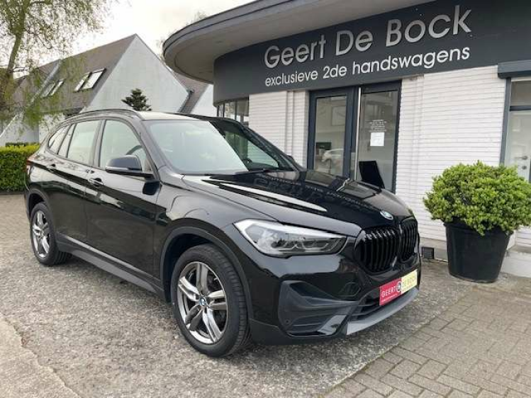 BMW X1 AUT/NAVI/PANO/LEDER/18