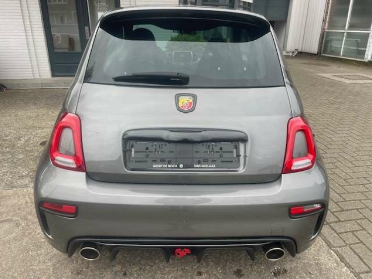 Fiat 500 Abarth NAVI/APPLE CARPL/SPORTUITLAAT*** Geert De Bock