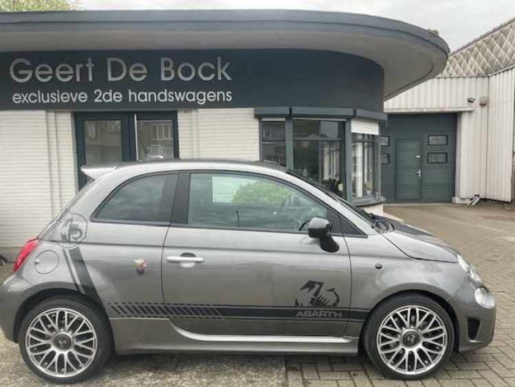 Fiat 500 Abarth NAVI/APPLE CARPL/SPORTUITLAAT*** Geert De Bock