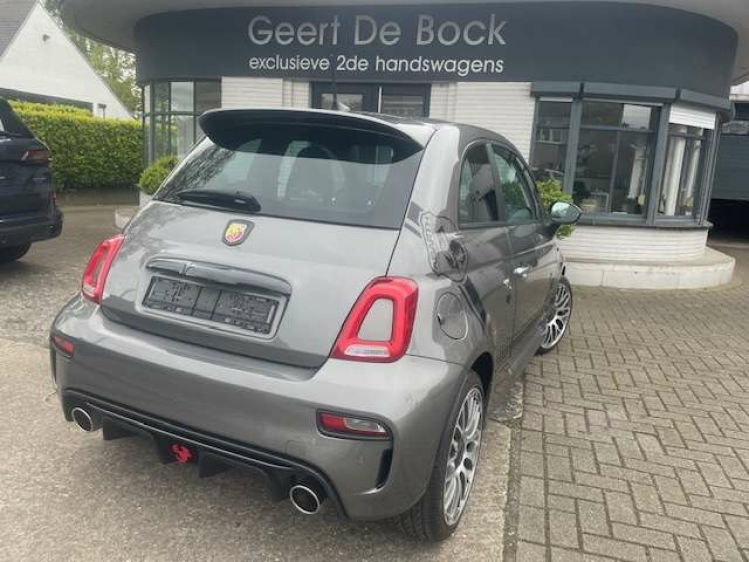 Fiat 500 Abarth NAVI/APPLE CARPL/SPORTUITLAAT*** Geert De Bock