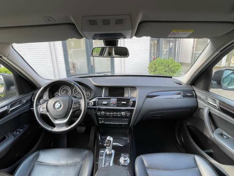 BMW X3 2.0 dA sD18/NAVI/LEDER/PDC/19