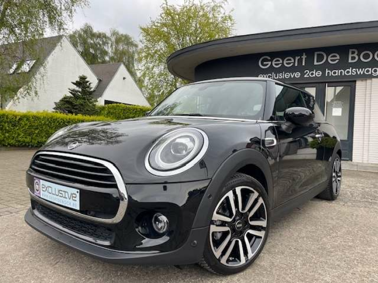 MINI Cooper AUT/NAVI/PANO/PDC/17