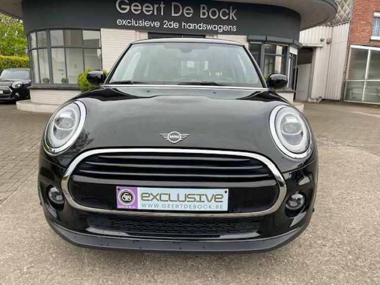 MINI Cooper AUT/NAVI/PANO/PDC/17