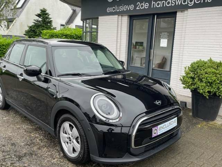 MINI One 1.5  5 DEURS CLASSIC TRIM/NAVI/PDC** Geert De Bock