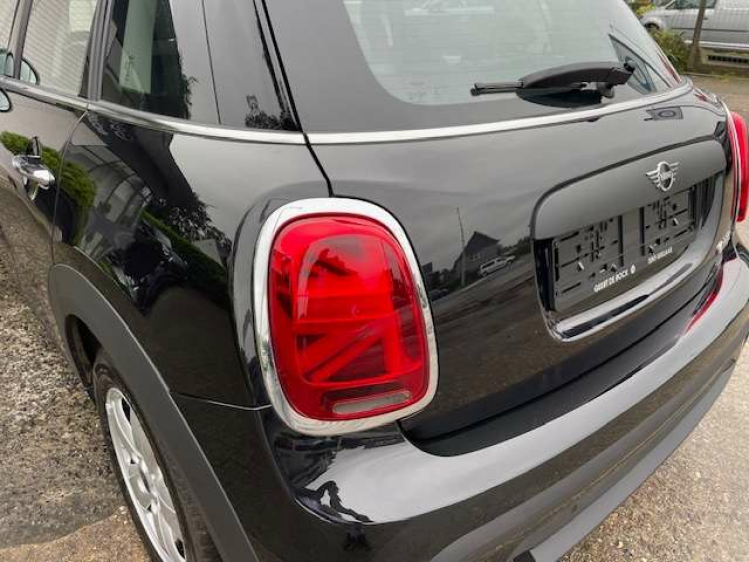 MINI One 1.5  5 DEURS CLASSIC TRIM/NAVI/PDC** Geert De Bock