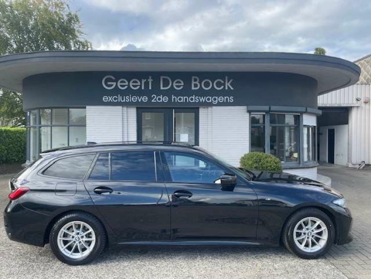 BMW 320 Touring 320iAS M SPORT/PANO/TREKHAAK Geert De Bock