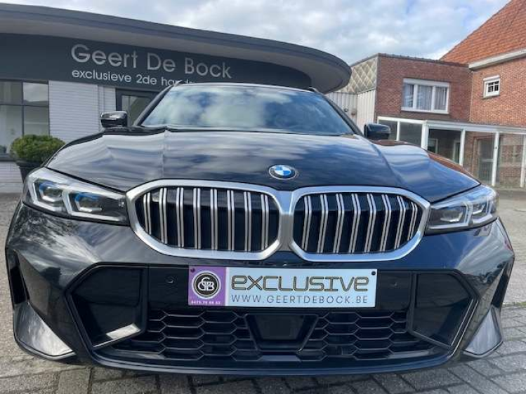 BMW 320 Touring 320iAS M SPORT/PANO/TREKHAAK Geert De Bock