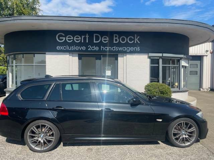 BMW 320 Touring  M SPORTPAKKET LEDER 18