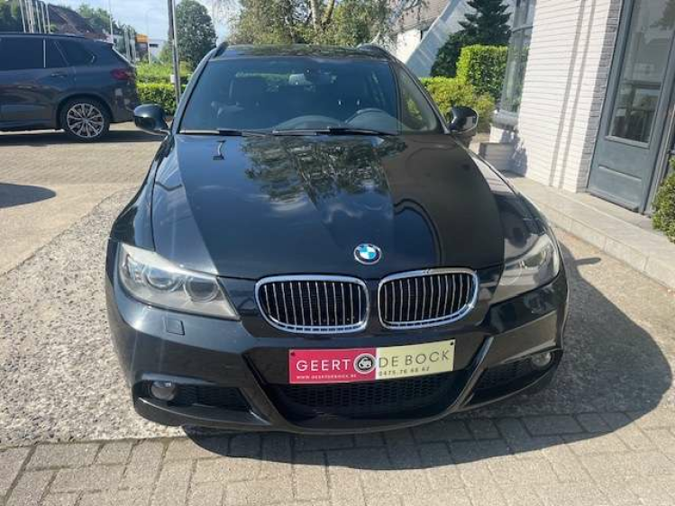 BMW 320 Touring  M SPORTPAKKET LEDER 18