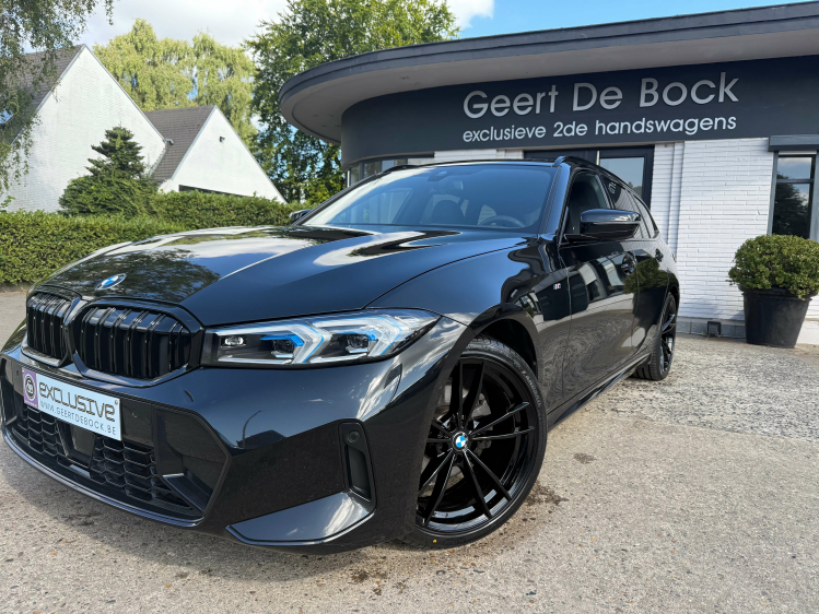 BMW 320 iAS TOURING/M SPORT/PANO/Head UP/19