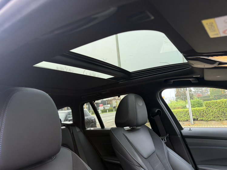 BMW 320 i Touring Aut.M SPORT/PANO/NAVI/HEADUP Geert De Bock