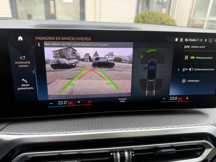 BMW 320 i Touring Aut.M SPORT/PANO/NAVI/HEADUP Geert De Bock