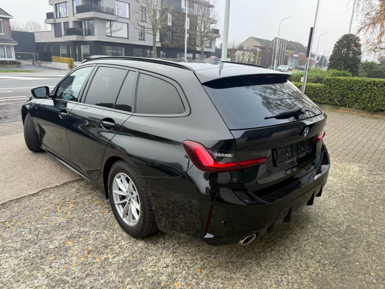 BMW 320 i Touring Aut.M SPORT/PANO/NAVI/HEADUP Geert De Bock