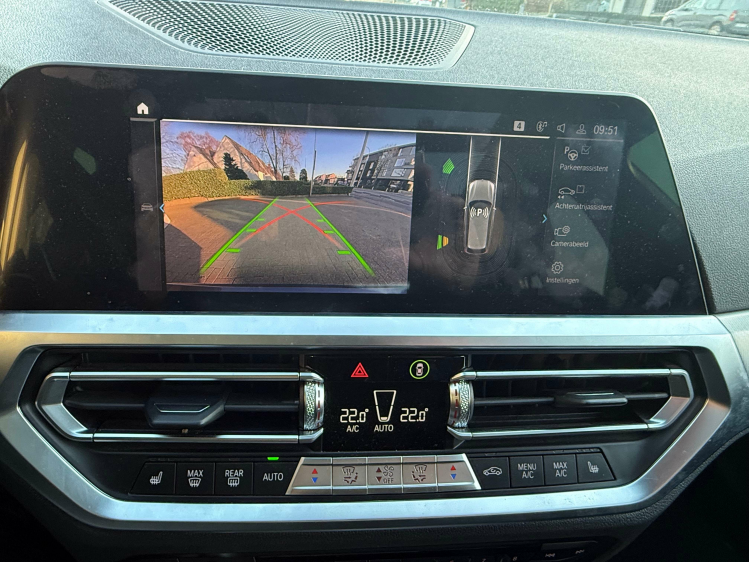 BMW 330 330e Touring Aut. M Sport/PANO/HARMAN K/19