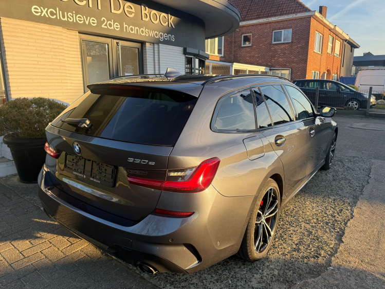 BMW 330 330e Touring Aut. M Sport/PANO/HARMAN K/19