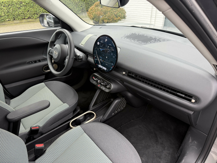 MINI Aceman Mini Aceman 42.5 kWh E CAMERA** 17