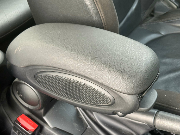 MINI Cooper Mini 1.5 Cooper SPORT/SPORTZET/ALU BLACK Geert De Bock