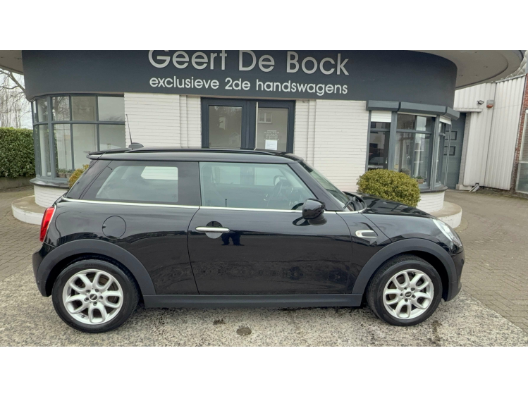MINI Cooper Mini 1.5 Cooper/UNION JACK/ZETEVERWARMING Geert De Bock