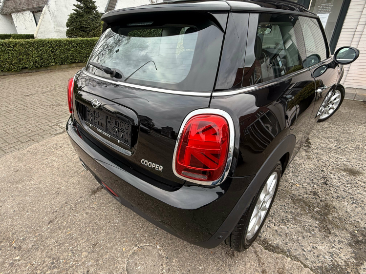 MINI Cooper Mini 1.5 Cooper/UNION JACK/ZETEVERWARMING Geert De Bock