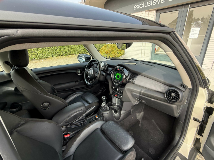 MINI Cooper Mini 1.5 Cooper SPORT/SPORTZET/ALU BLACK$VERKOCHT* Geert De Bock