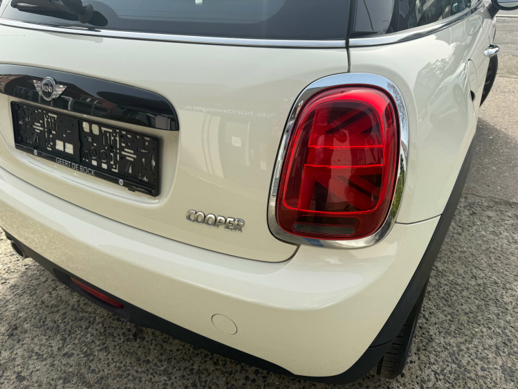 MINI Cooper Mini 1.5 Cooper SPORT/SPORTZET/ALU BLACK$VERKOCHT* Geert De Bock