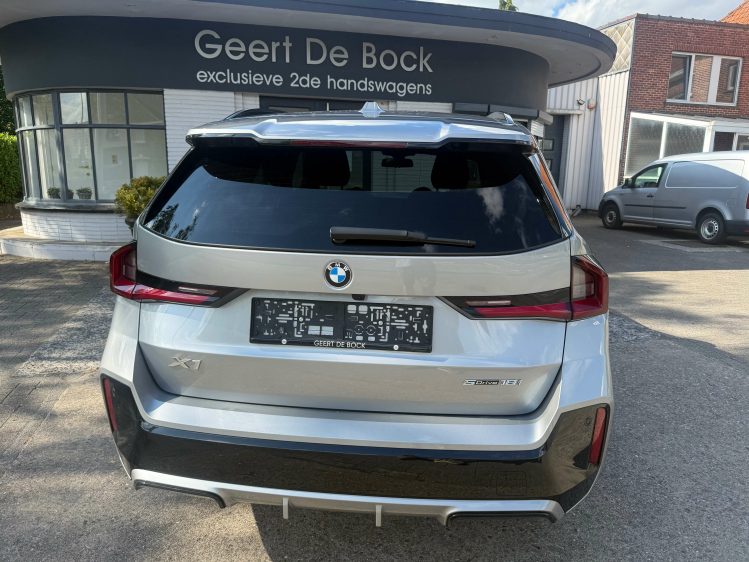 BMW X1 X1 18 M SPORTPAKKET/PANO/Harman Kardon/ Geert De Bock