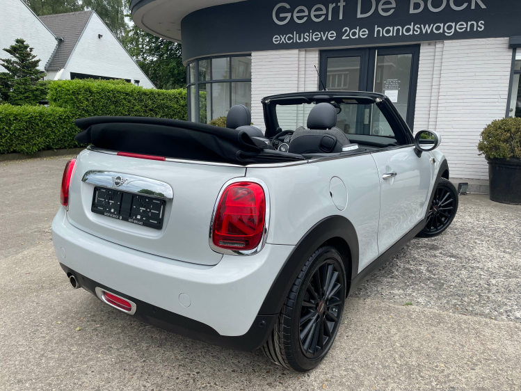 MINI Cooper Cabrio AUT/HARMAN KARDON/NAVI/17