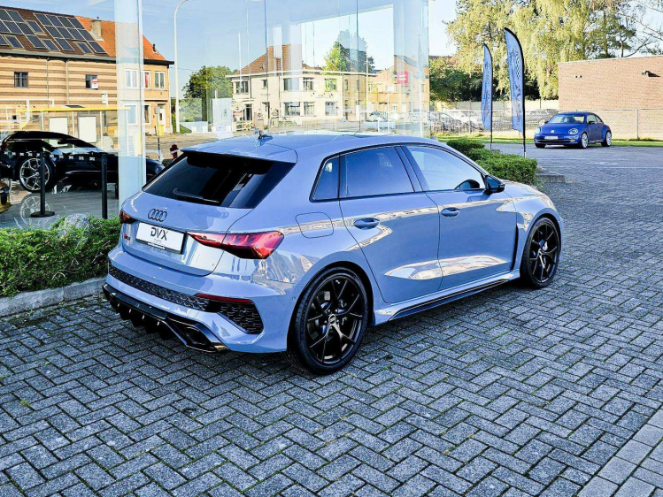 Audi RS3 PANO/Keramisch/B&O/Garantie DVX Cars