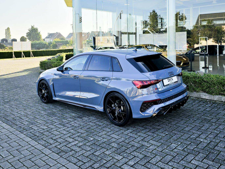 Audi RS3 PANO/Keramisch/B&O/Garantie DVX Cars