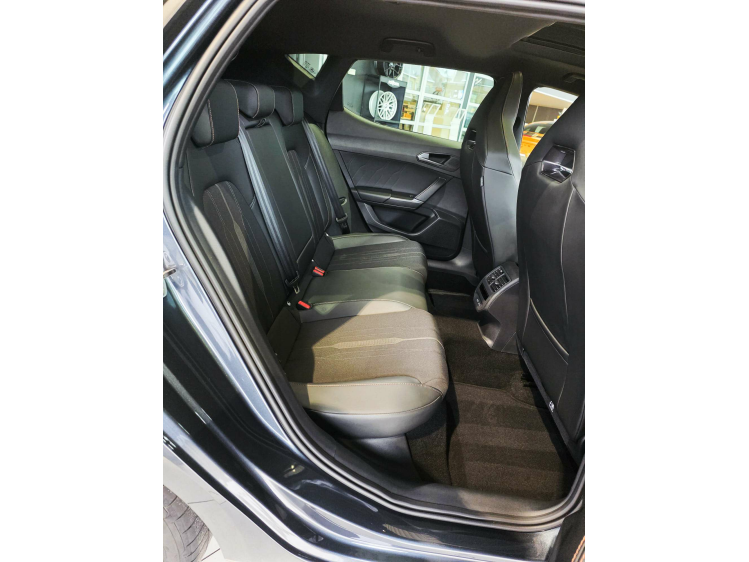 CUPRA Leon e-Hybrid 1.4 DSG (180 kW) / Camera / Pano / LED DVX Cars