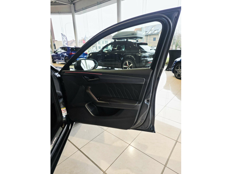 CUPRA Leon e-Hybrid 1.4 DSG (180 kW) / Camera / Pano / LED DVX Cars