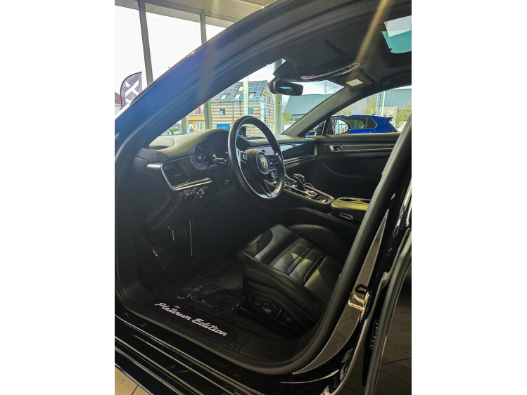 Porsche Panamera Sport Tour Platinium /Pano/Vented/360° DVX Cars
