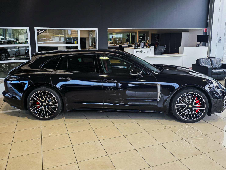 Porsche Panamera Sport Tour Platinium /Pano/Vented/360° DVX Cars