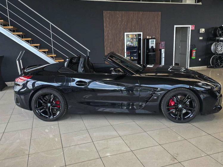 BMW Z4 2.0iAS sDrive M-Pack/Harman/LED/Adapt Cruise DVX Cars