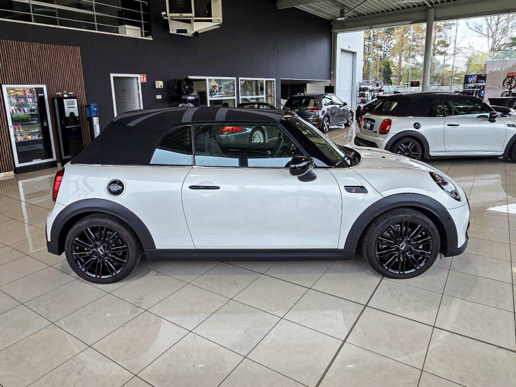 MINI Cooper S Cabrio HUD/Camera/Harman Kardon/Garantie DVX Cars
