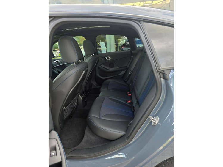 BMW 235 M235i xDrive/PANO/HUD/Camera/Garantie DVX Cars