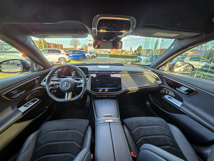 Mercedes-Benz E 200 Hybrid AMG Adv/Burmester/Camera/Keyless/20m Gar DVX Cars