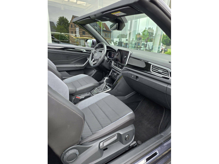 Volkswagen T-Roc Cabriolet 1.5 TSI R-Line Camera/Keyless/ACC/Garantie DVX Cars