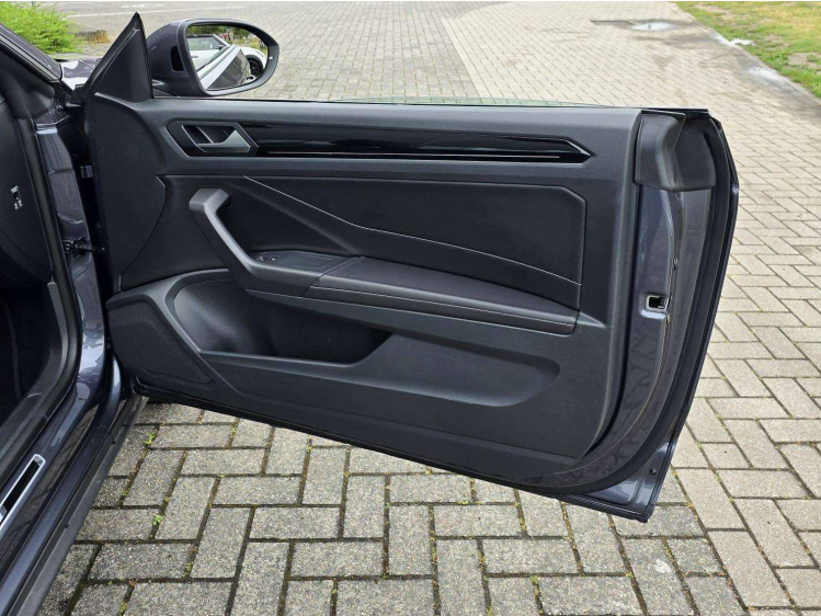 Volkswagen T-Roc Cabriolet 1.5 TSI R-Line Camera/Keyless/ACC/Garantie DVX Cars