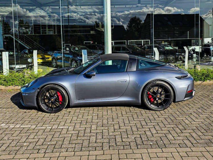 Porsche 992 992.2 Targa 4 GTS / Sport Chrono Plus / Camera / Porsche Garantie DVX Cars