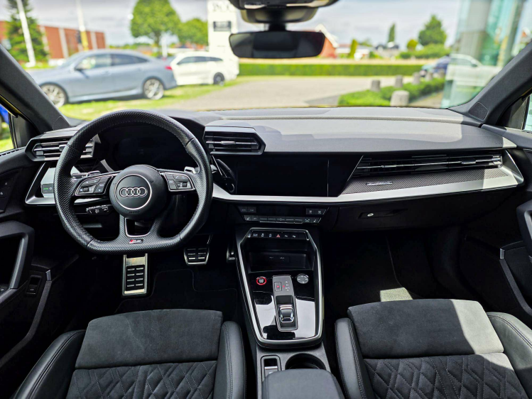 Audi RS3 Berline Keramische Remmen/B&O/Camera/Garantie DVX Cars