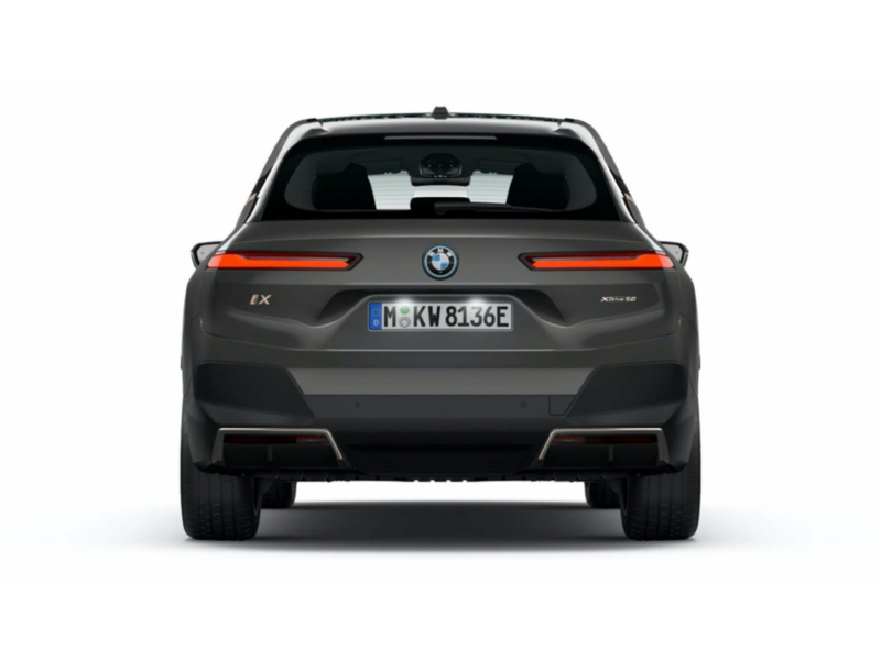 BMW iX xDrive40 M Sport - PANO/TREKHAAK/HK SOUND/LEER Garage Van Den Dooren