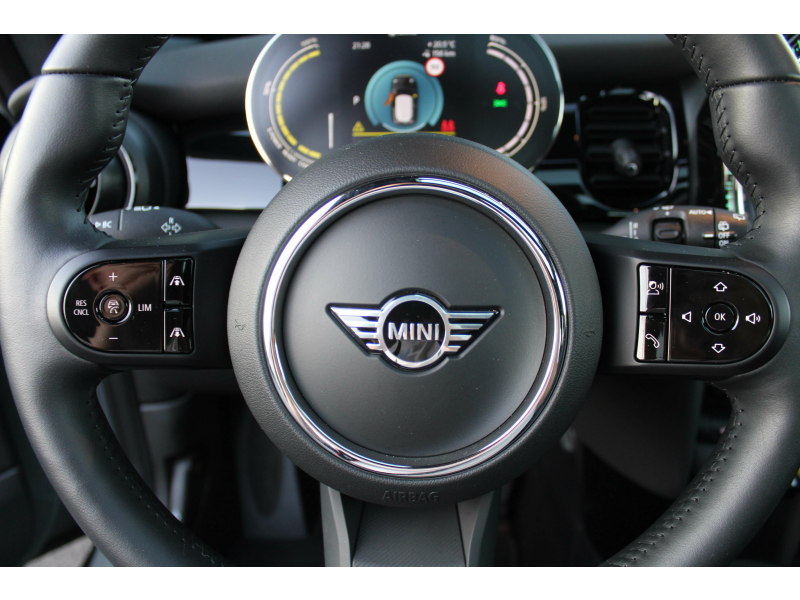 MINI Cooper SE 3-deurs Electric / CAM / KYLSS / PANO / LEER / H/K Garage Van Den Dooren