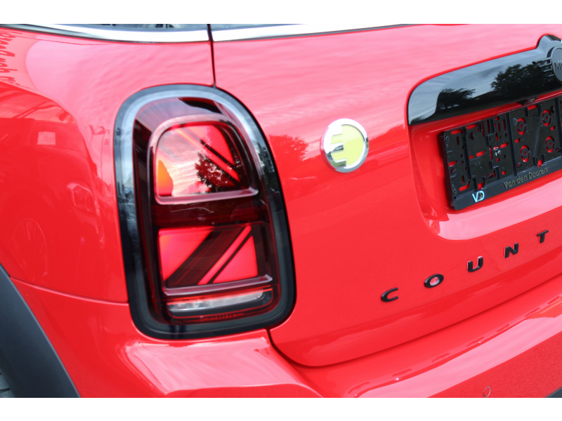 MINI Cooper SE Countryman PHEV ALL4 / CLASSIC TRIM / KEYLESS / CAMERA / LEER Garage Van Den Dooren
