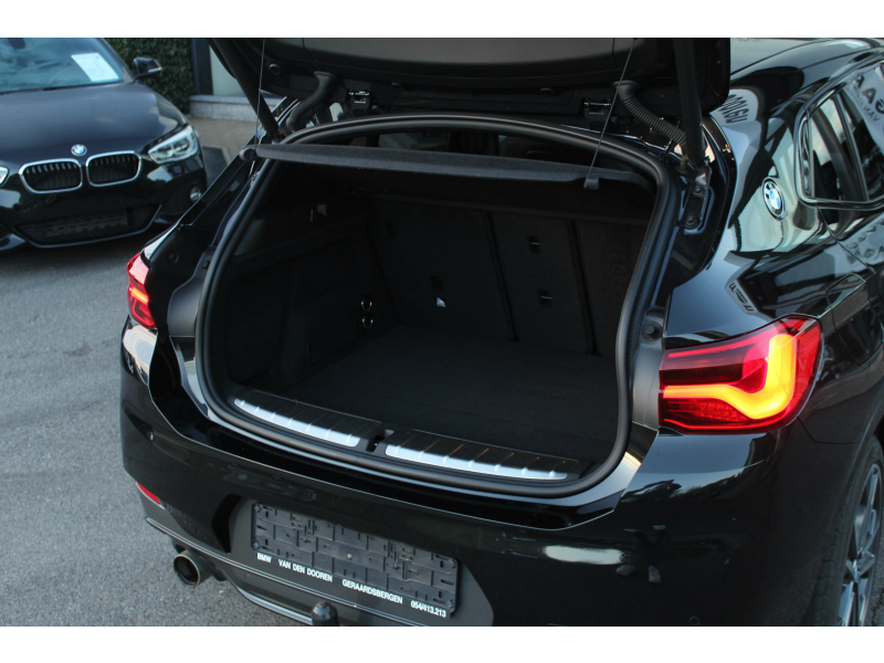 BMW X2 xDrive20iA M Sport/PANO/HUD/LEER/CAM/MEMORY/KEYLES Garage Van Den Dooren