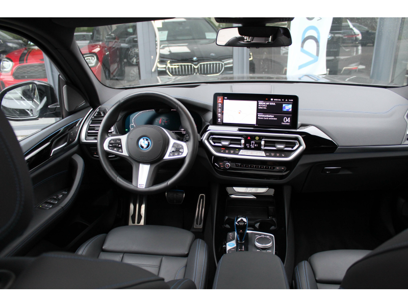 BMW iX3 Impressive M Sport /PANO/H/K/HUD/TREKHAAK/LEER/MEM Garage Van Den Dooren